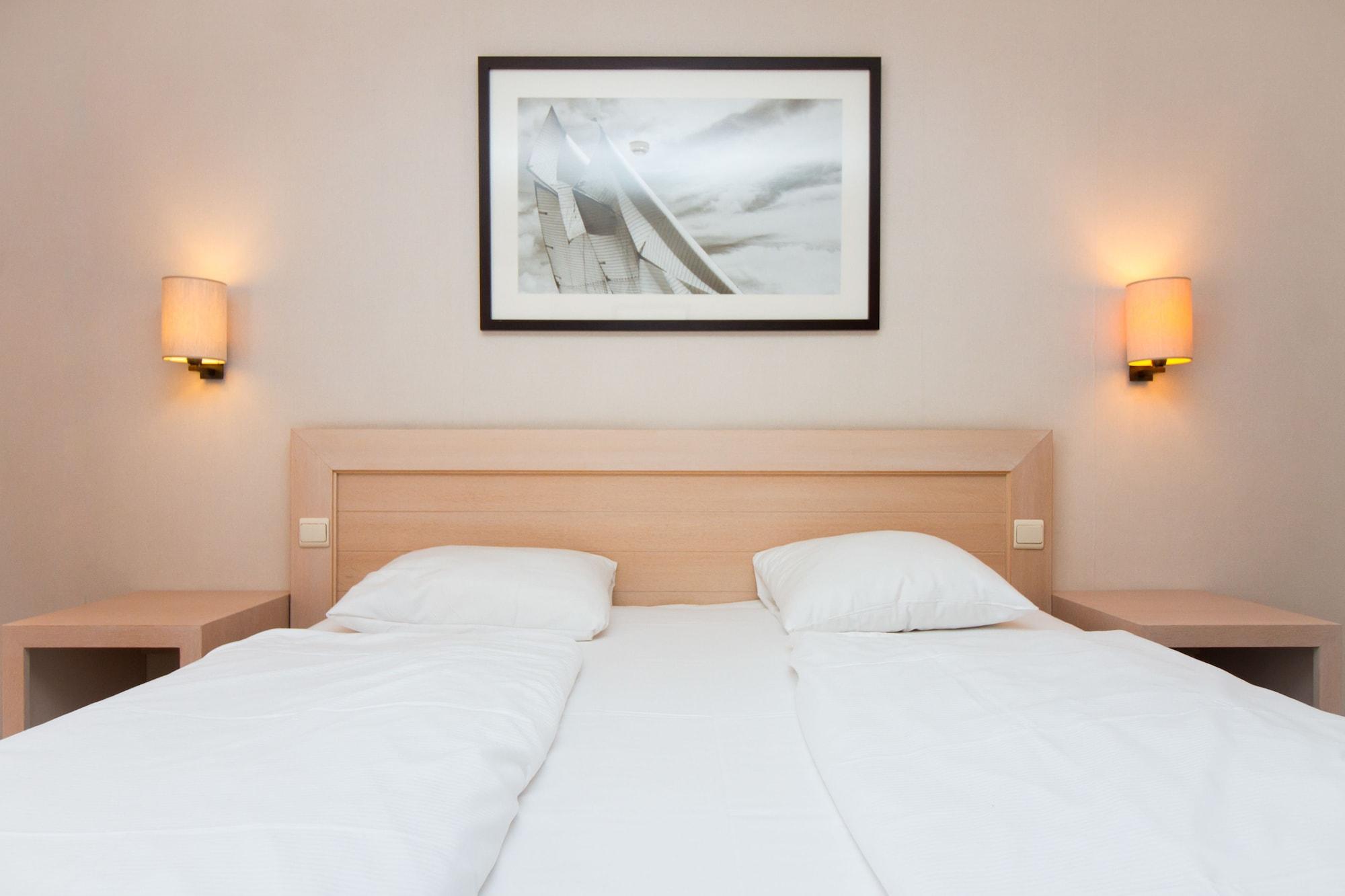 Hotel Aazaert By Wp Hotels 布兰肯贝赫 外观 照片