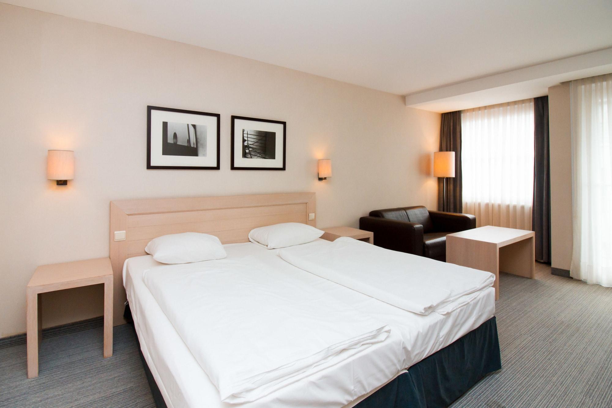 Hotel Aazaert By Wp Hotels 布兰肯贝赫 外观 照片