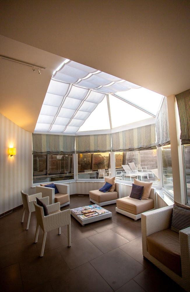 Hotel Aazaert By Wp Hotels 布兰肯贝赫 外观 照片