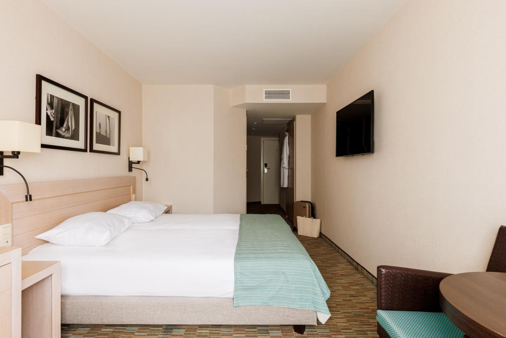 Hotel Aazaert By Wp Hotels 布兰肯贝赫 外观 照片
