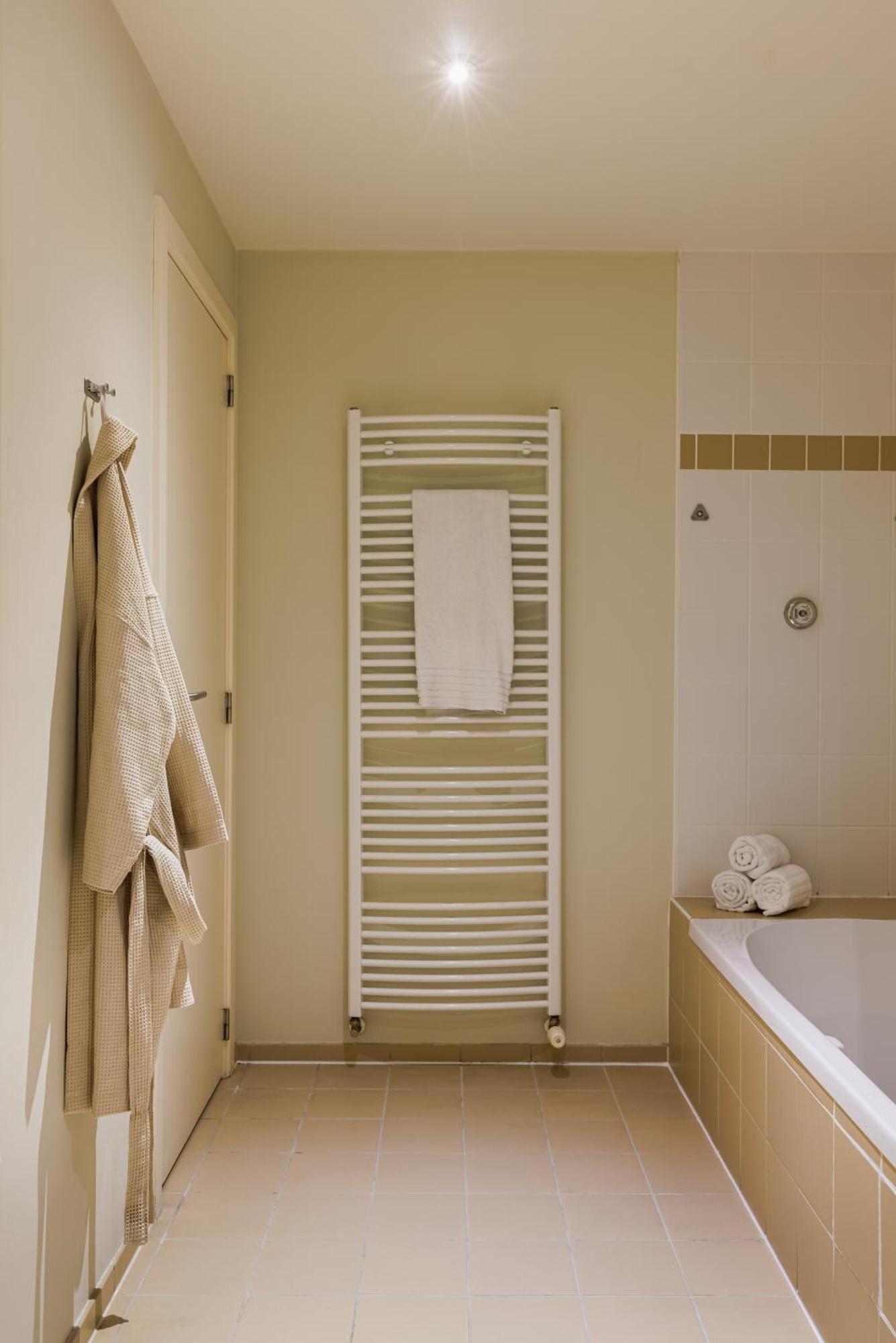 Hotel Aazaert By Wp Hotels 布兰肯贝赫 外观 照片