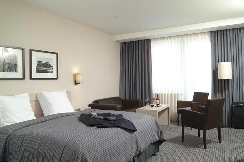 Hotel Aazaert By Wp Hotels 布兰肯贝赫 外观 照片